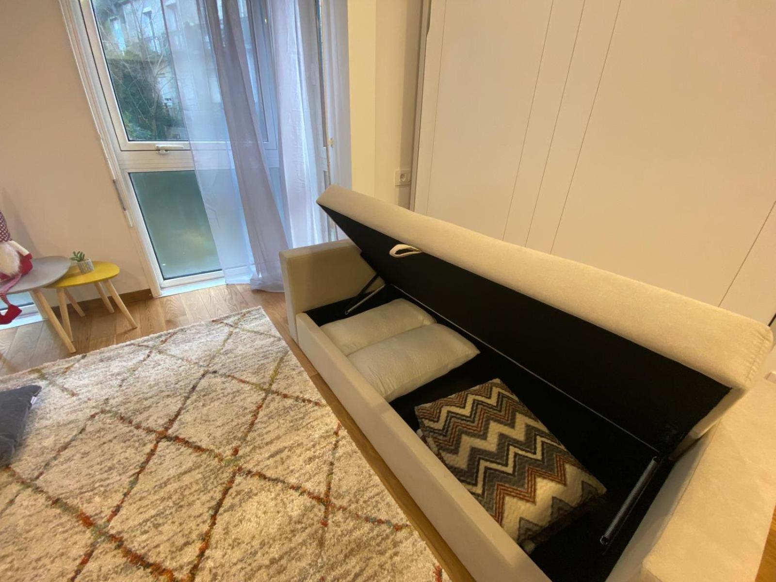 Falperra Estudio Vigo Luaran gambar